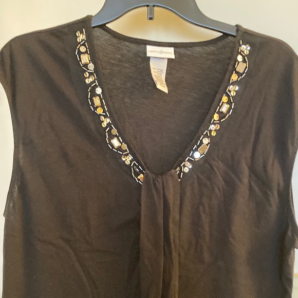 Sleeveless Black Top with Sequins around the V/Neck Line XL NWT - Picture 2 of 6
